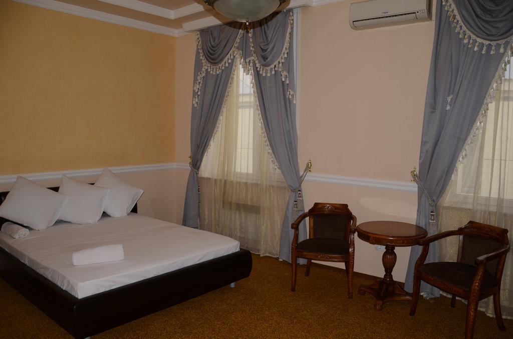 Saryarka Hotel Astana Bilik gambar