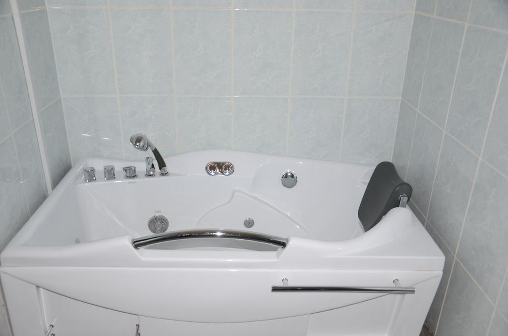 Saryarka Hotel Astana Bilik gambar
