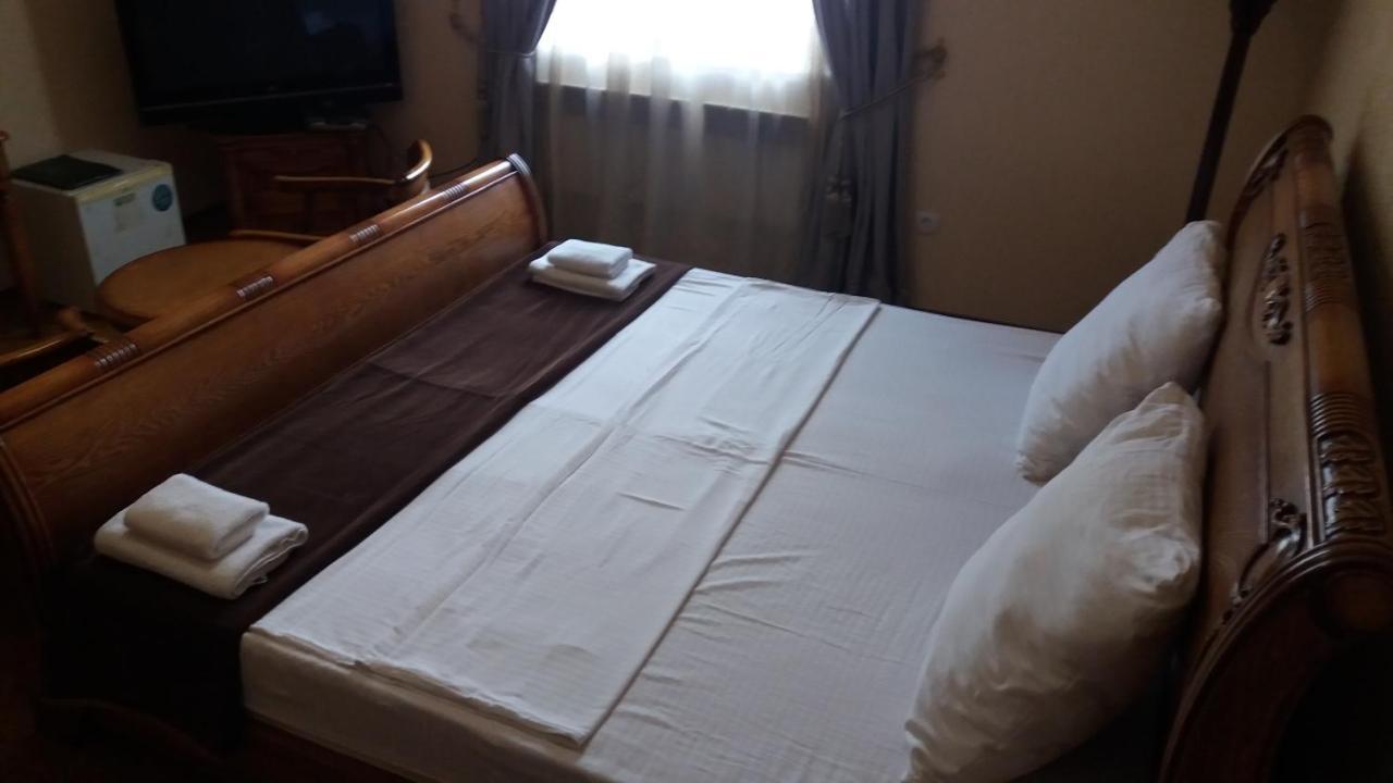 Saryarka Hotel Astana Luaran gambar