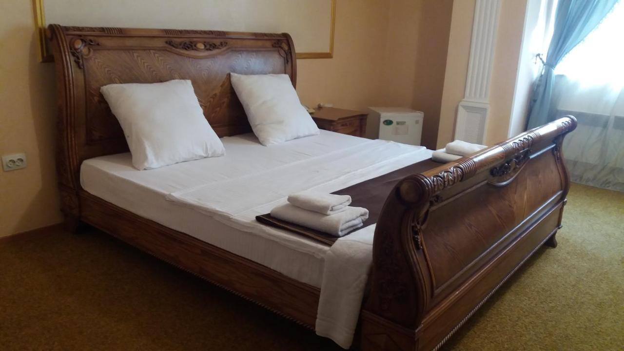 Saryarka Hotel Astana Luaran gambar